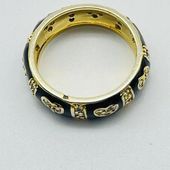 Black Enamel Rhinestone Hearts Ring Gold Tone Classic Commitment Wedding Band - Picture 2 of 6
